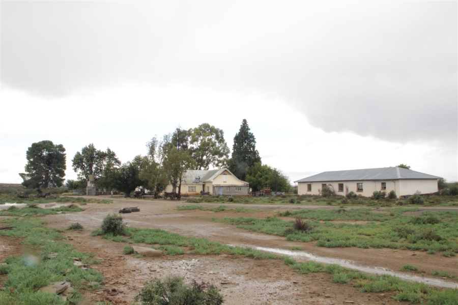 4 Bedroom Property for Sale in Fraserburg Rural Northern Cape